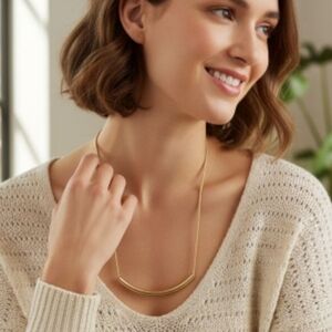 Gold Horizontal Bar Necklace With Box Chain